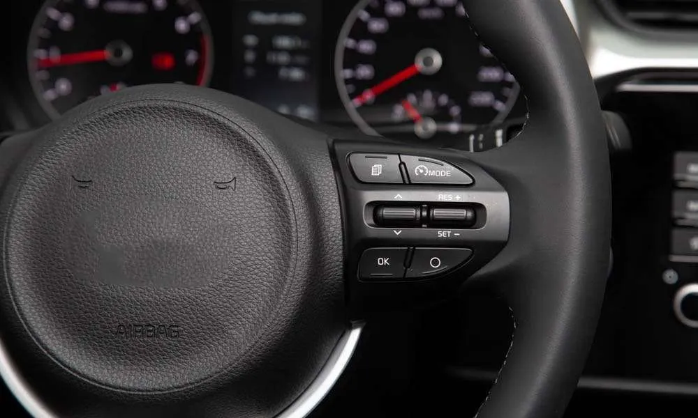 Интерьер салона <br>Solaris KRX