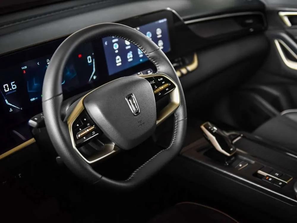 Интерьер салона <br>Faw Bestune T55