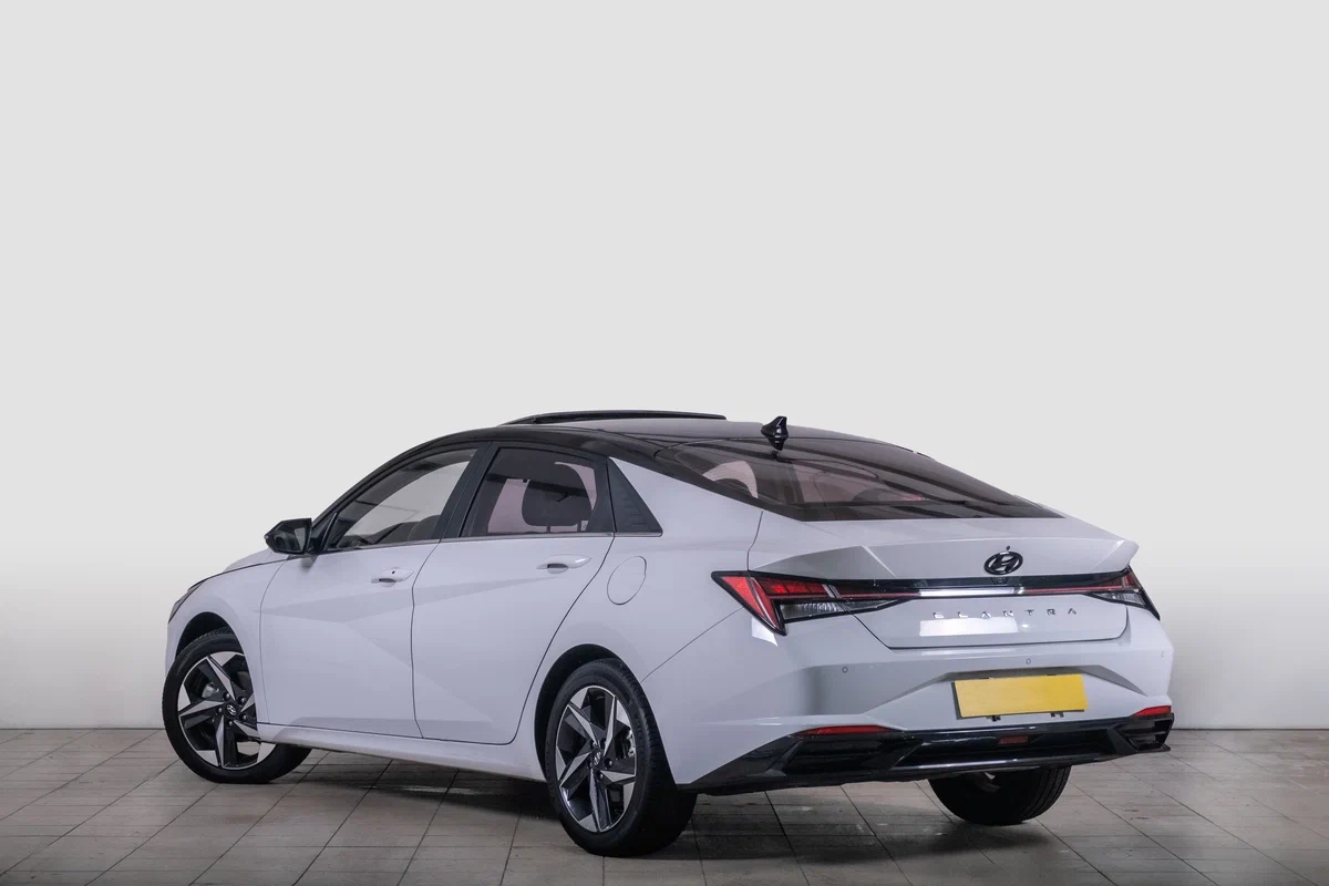 Внешний вид <br>Hyundai Elantra