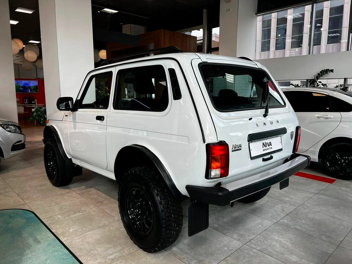 Внешний вид <br>Lada Niva Legend Bronto