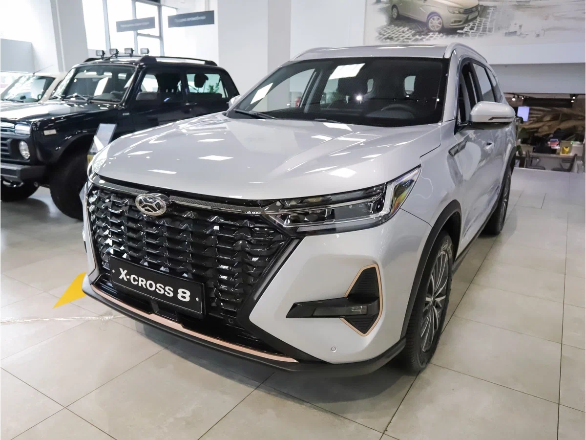 Внешний вид <br>XCITE X-CROSS 8