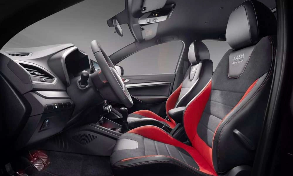 Интерьер салона <br>Lada Vesta SW Sportline