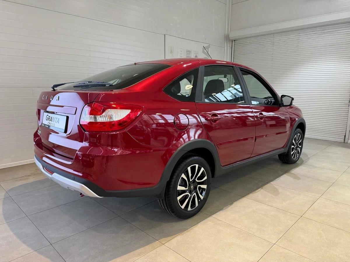 Внешний вид <br>Lada Granta Active Cross