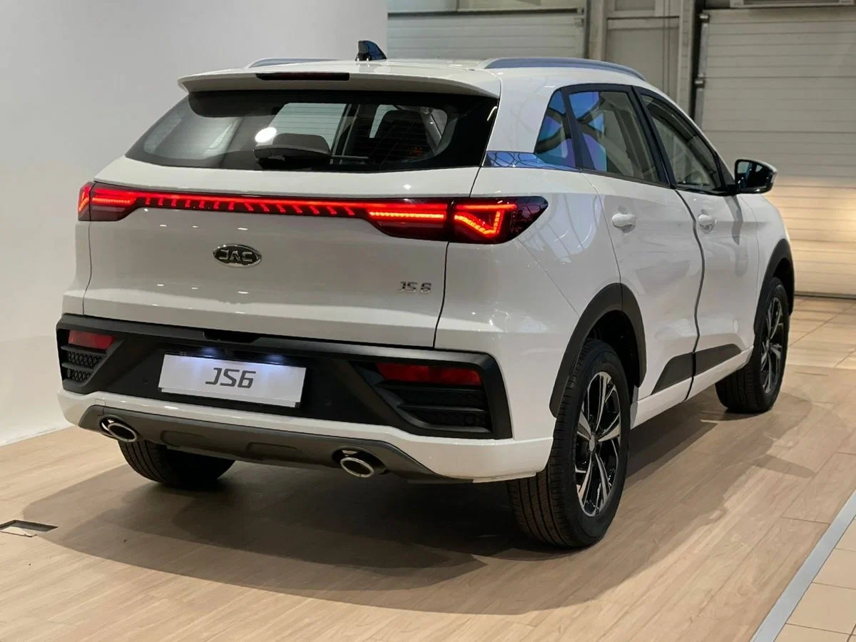 Внешний вид <br>Jac JS6