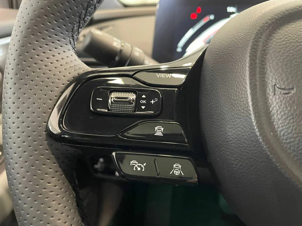 Интерьер салона <br>GAC Empow