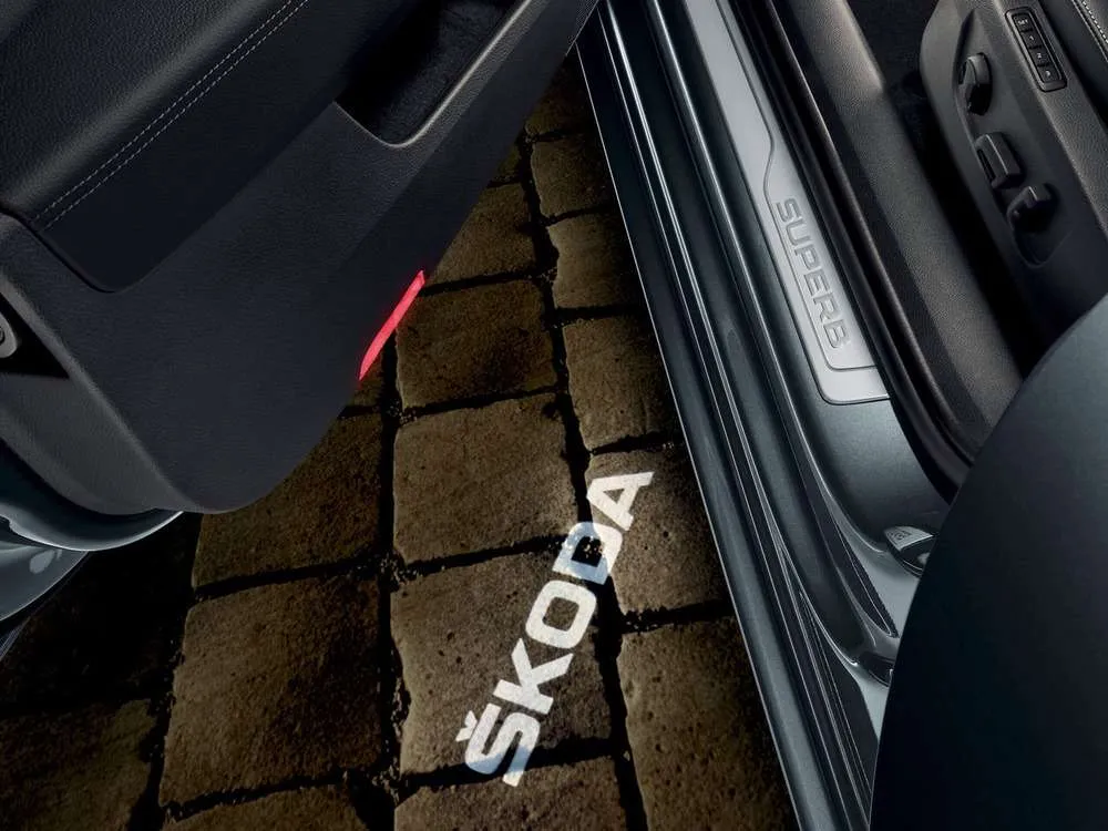 Интерьер салона <br>Skoda Superb