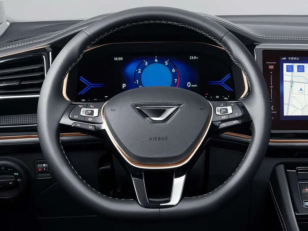 Интерьер салона <br>Jetta VS7