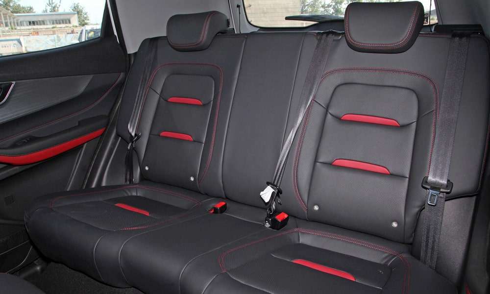 Интерьер салона <br>Chery Tiggo 4 Pro