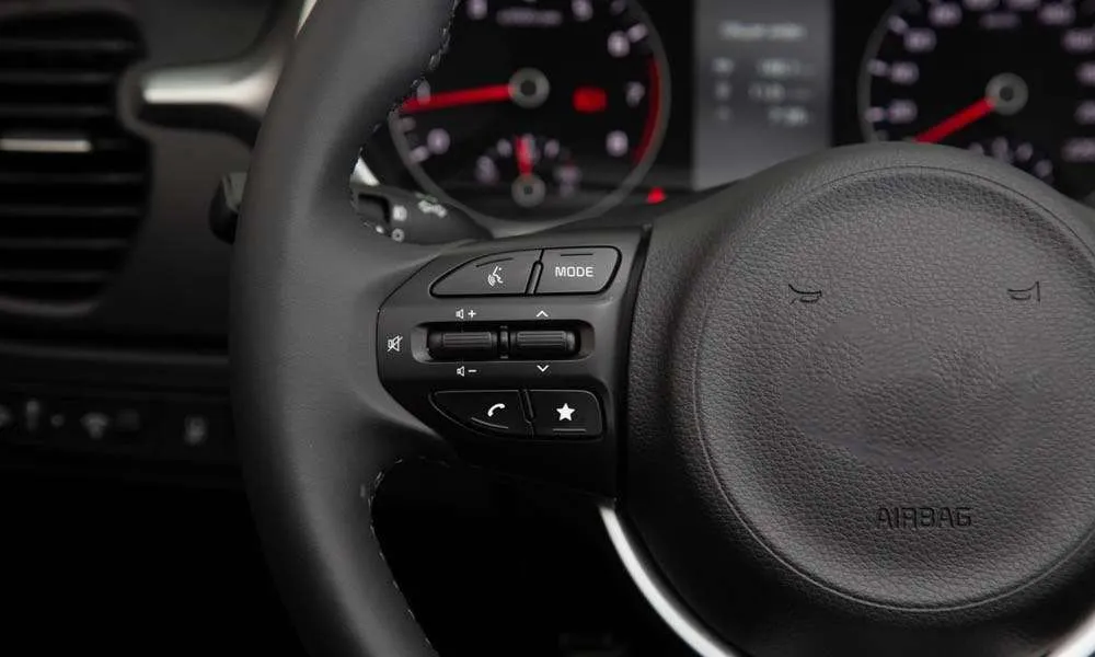 Интерьер салона <br>Solaris KRX