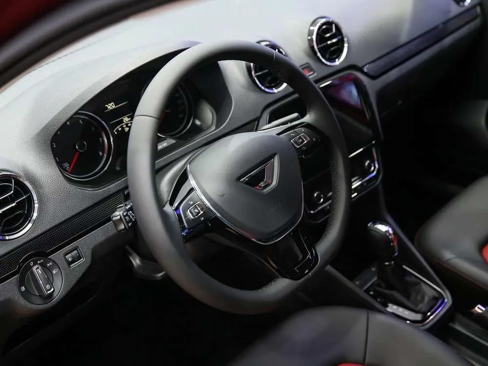 Интерьер салона <br>Jetta VA3