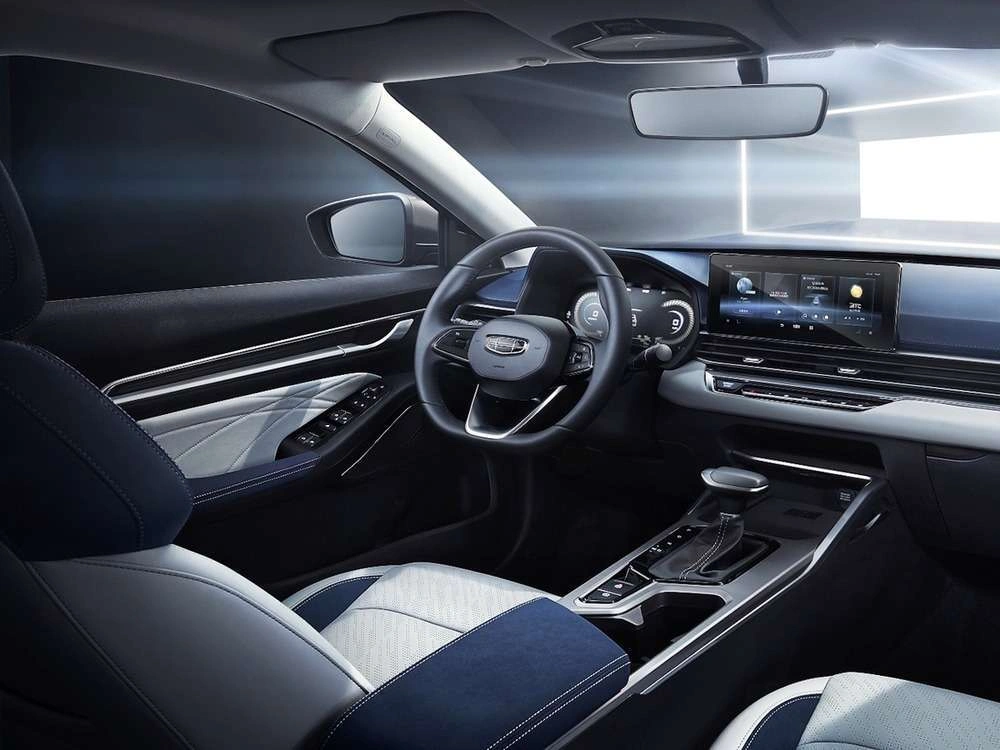 Интерьер салона <br>Geely Emgrand