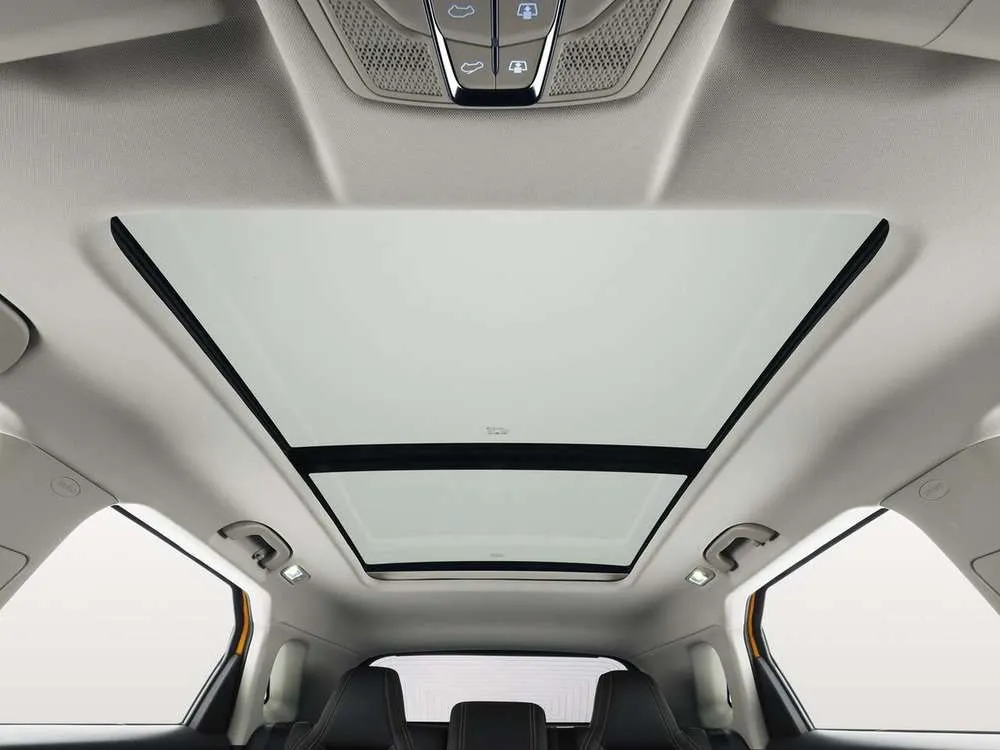 Интерьер салона <br>Faw Bestune T77