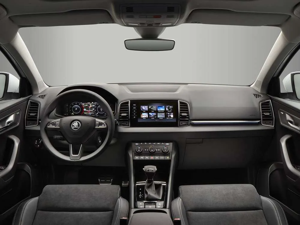 Интерьер салона <br>Skoda Karoq