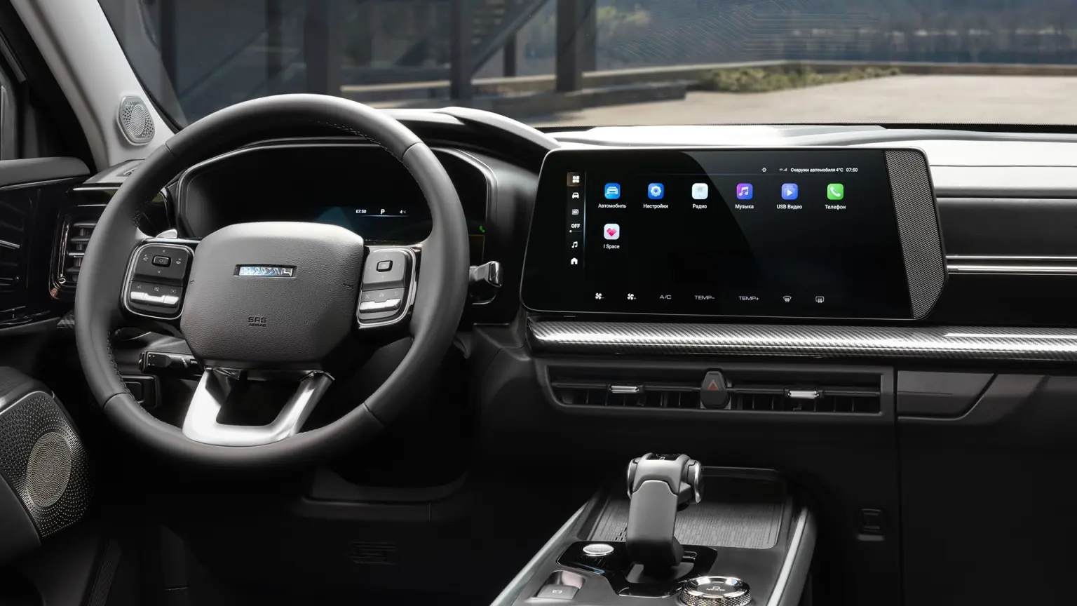 Интерьер салона <br>Haval H3