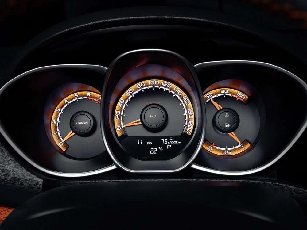 Интерьер салона <br>Lada Vesta SW Cross