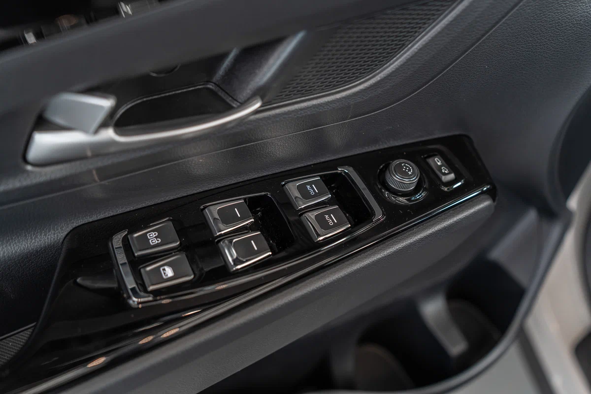 Интерьер салона <br>KGM KORANDO