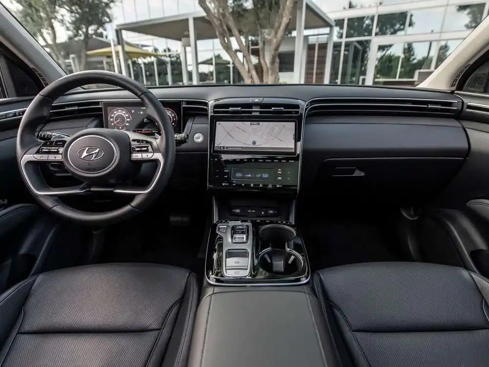 Интерьер салона <br>Hyundai Tucson