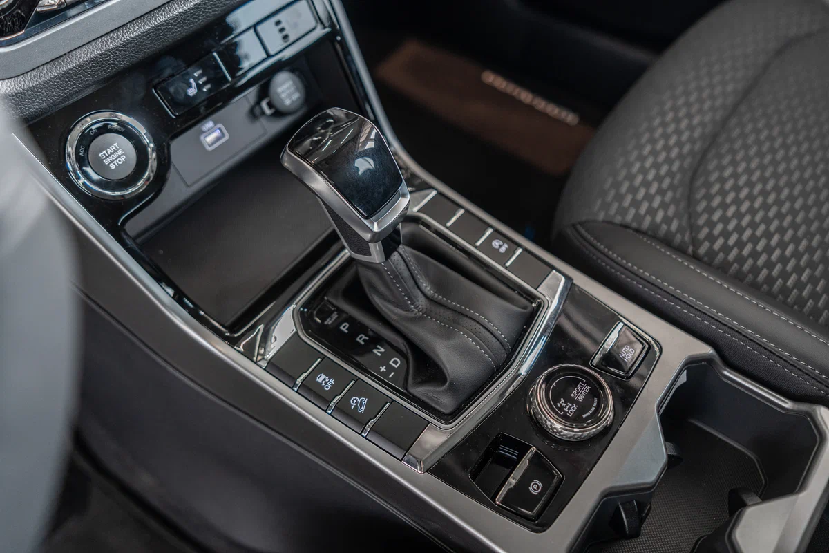 Интерьер салона <br>KGM KORANDO