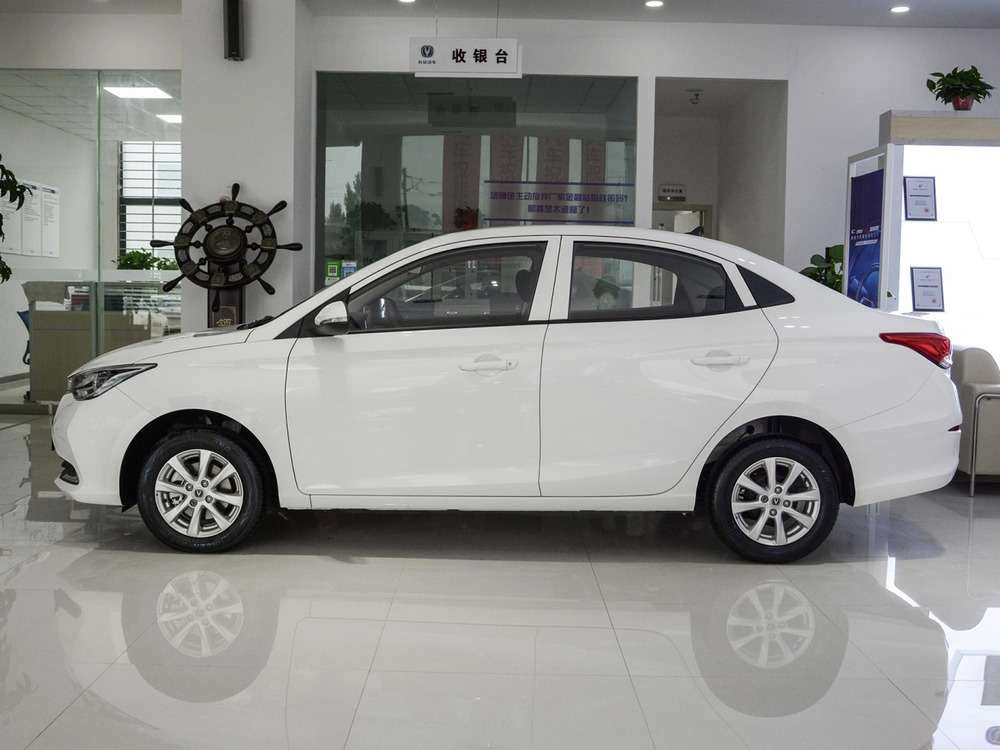 Внешний вид <br>Changan Alsvin