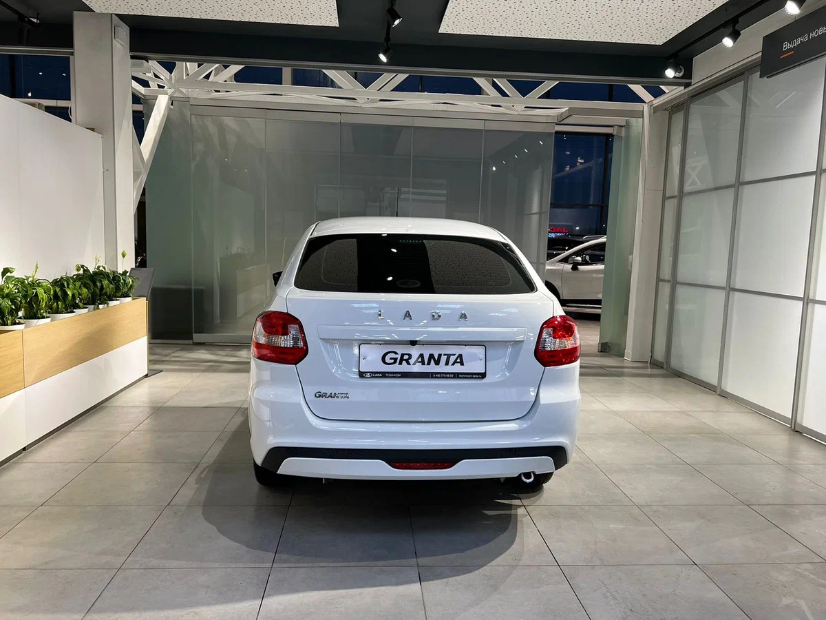 Внешний вид <br>Lada Granta Лифтбек