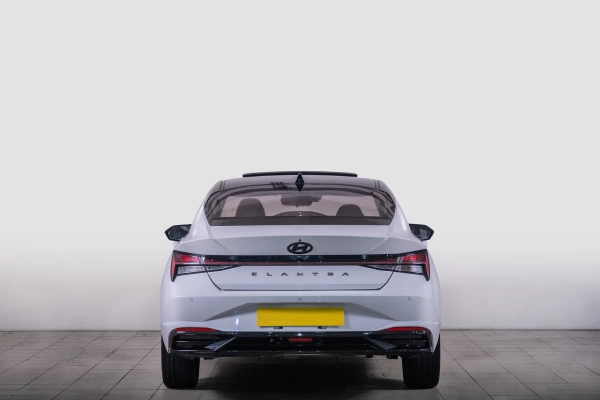 Внешний вид <br>Hyundai Elantra