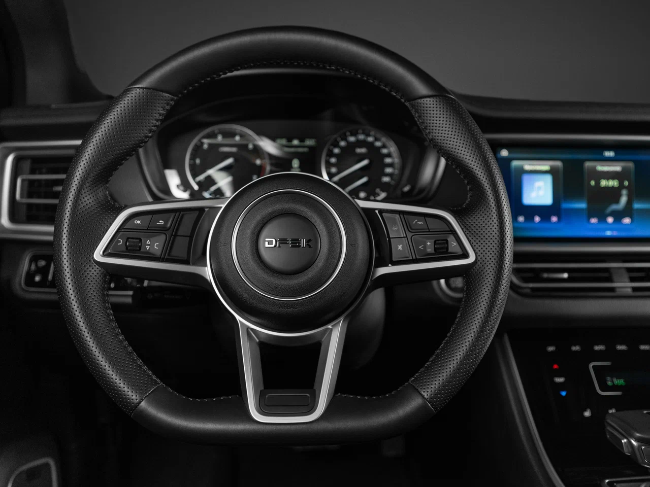 Интерьер салона <br>Dongfeng DFSK ix7