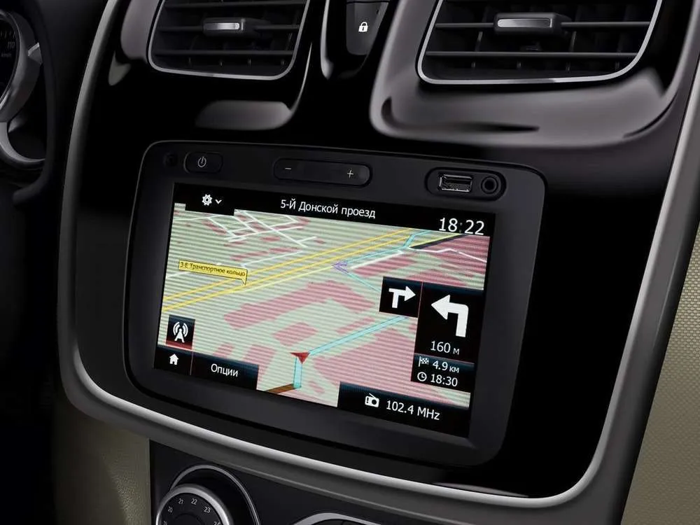 Интерьер салона <br>Renault Sandero