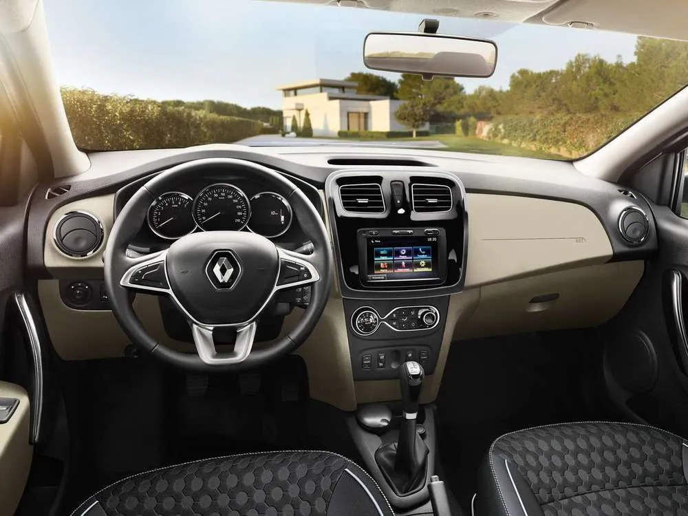 Интерьер салона <br>Renault Logan