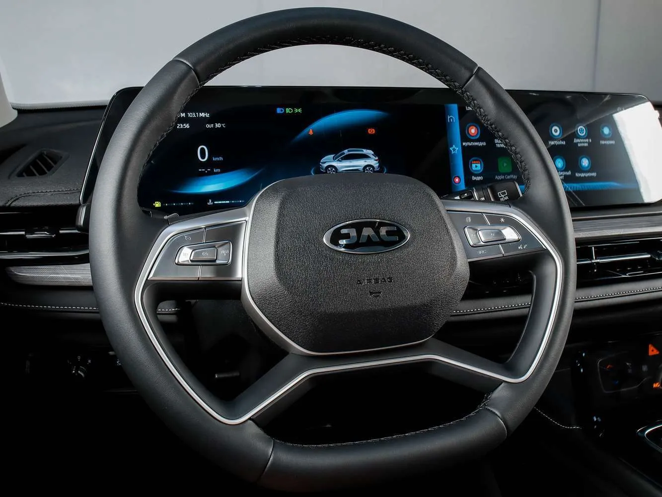 Интерьер салона <br>Jac JS6