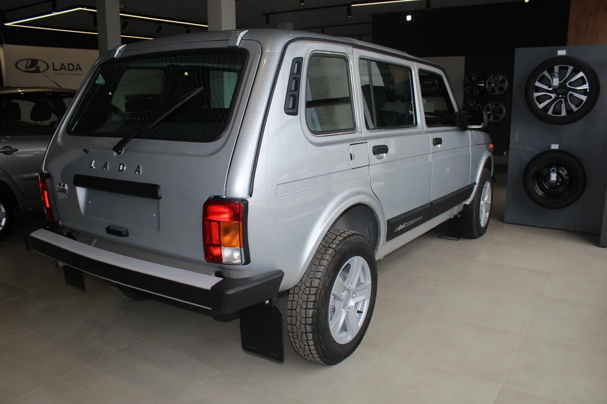 Внешний вид <br>Lada Niva Legend 5д