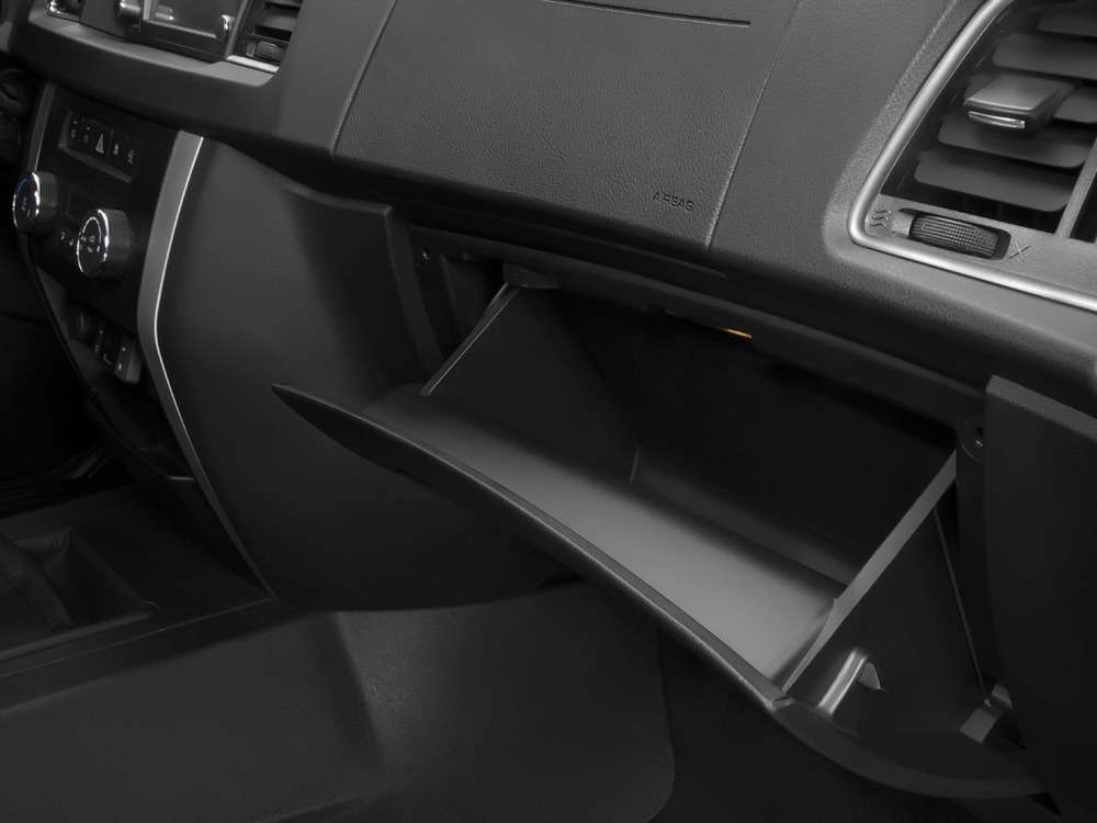 Интерьер салона <br>УАЗ Patriot