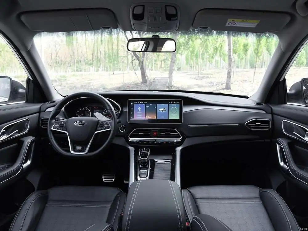 Интерьер салона <br>Jac S7