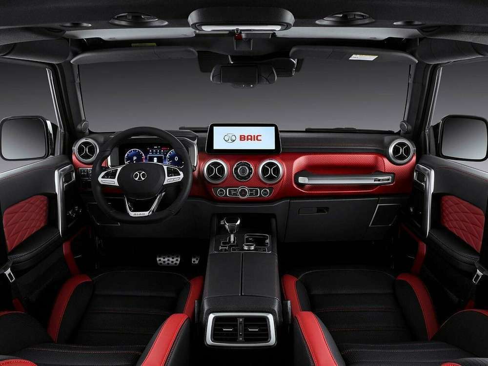 Интерьер салона <br>BAIC BJ40