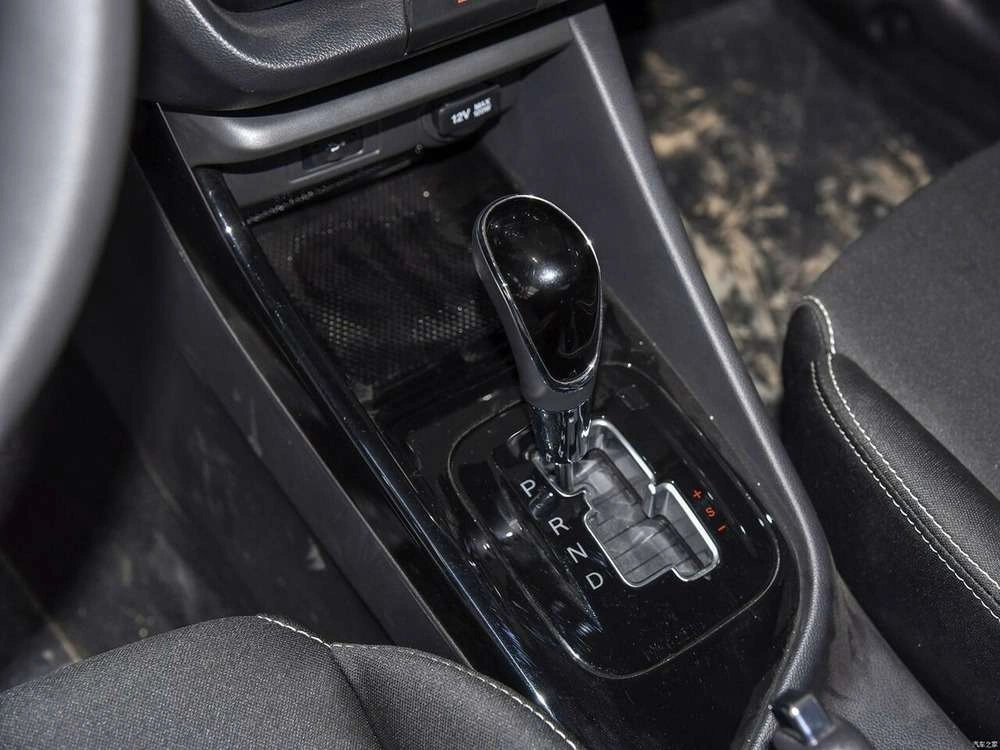 Интерьер салона <br>Changan Alsvin