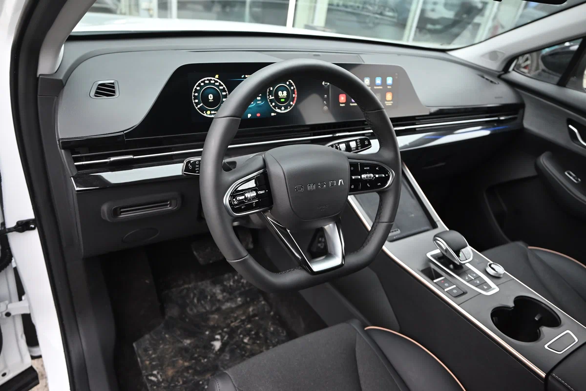 Интерьер салона <br>Omoda C5  NEW