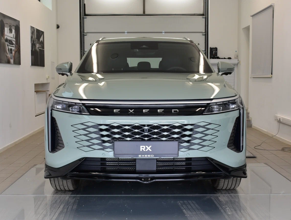 Внешний вид <br>EXEED RX