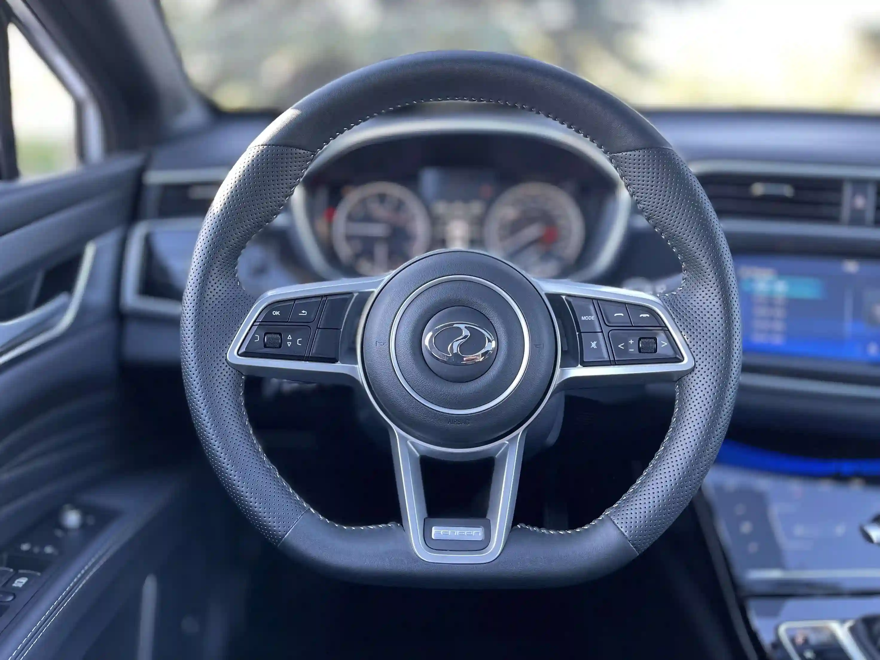 Интерьер салона <br>Dongfeng DFSK ix5