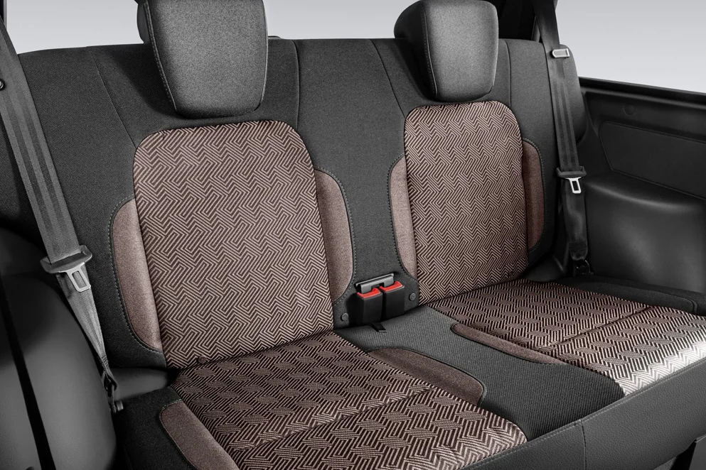 Интерьер салона <br>Lada Niva Legend Bronto