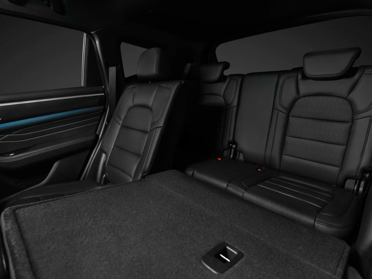 Интерьер салона <br>Dongfeng DFSK ix7