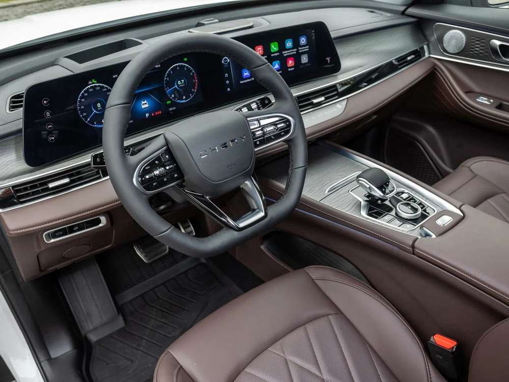 Интерьер салона <br>Chery Tiggo 8 Pro MAX  NEW