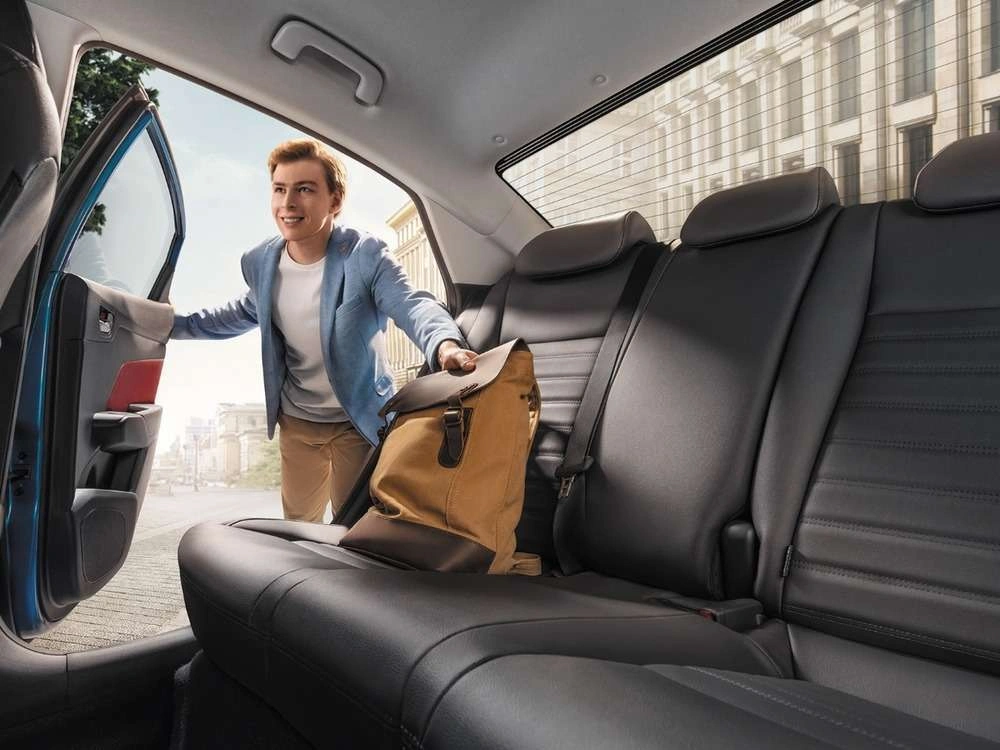 Интерьер салона <br>Hyundai Solaris