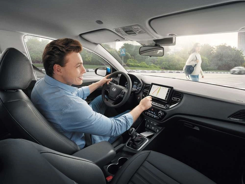 Интерьер салона <br>Hyundai Solaris