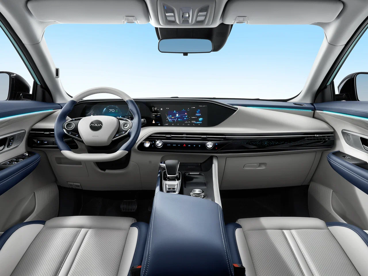 Интерьер салона <br>Dongfeng Huge