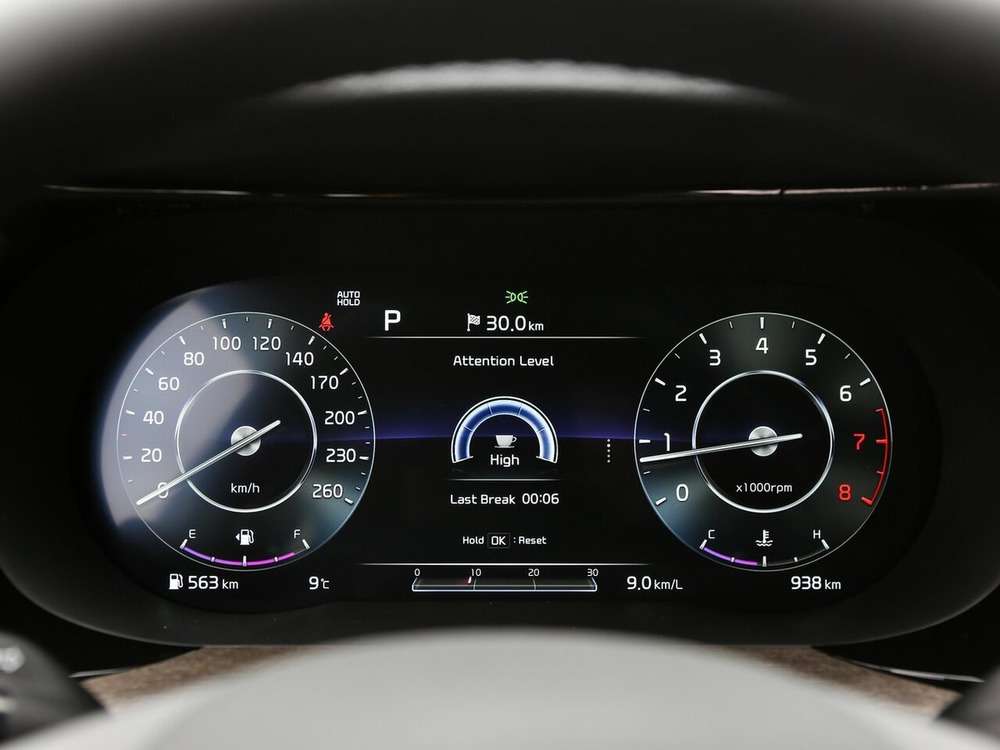 Интерьер салона <br>KIA K5