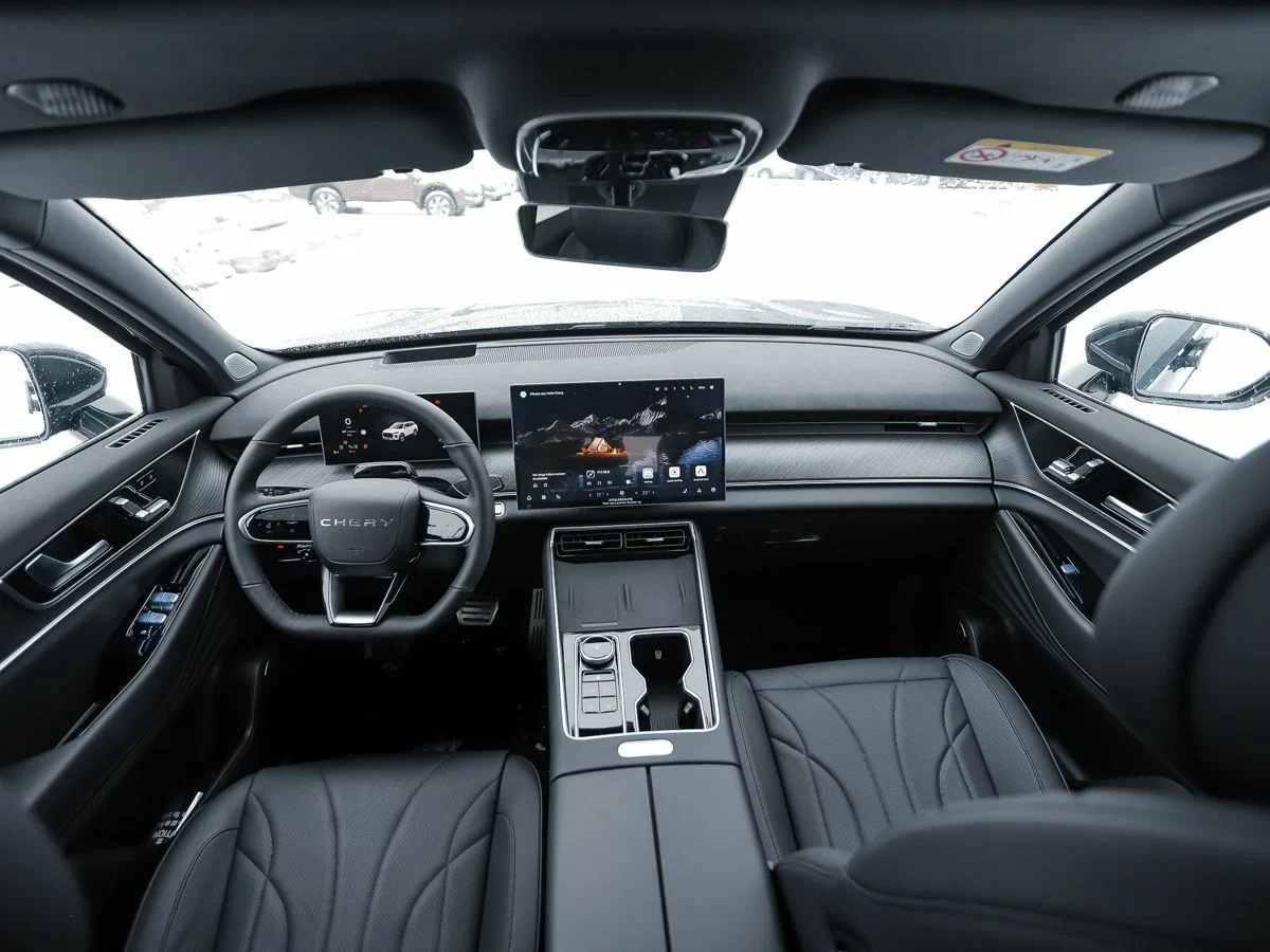 Интерьер салона <br>Chery Tiggo 9