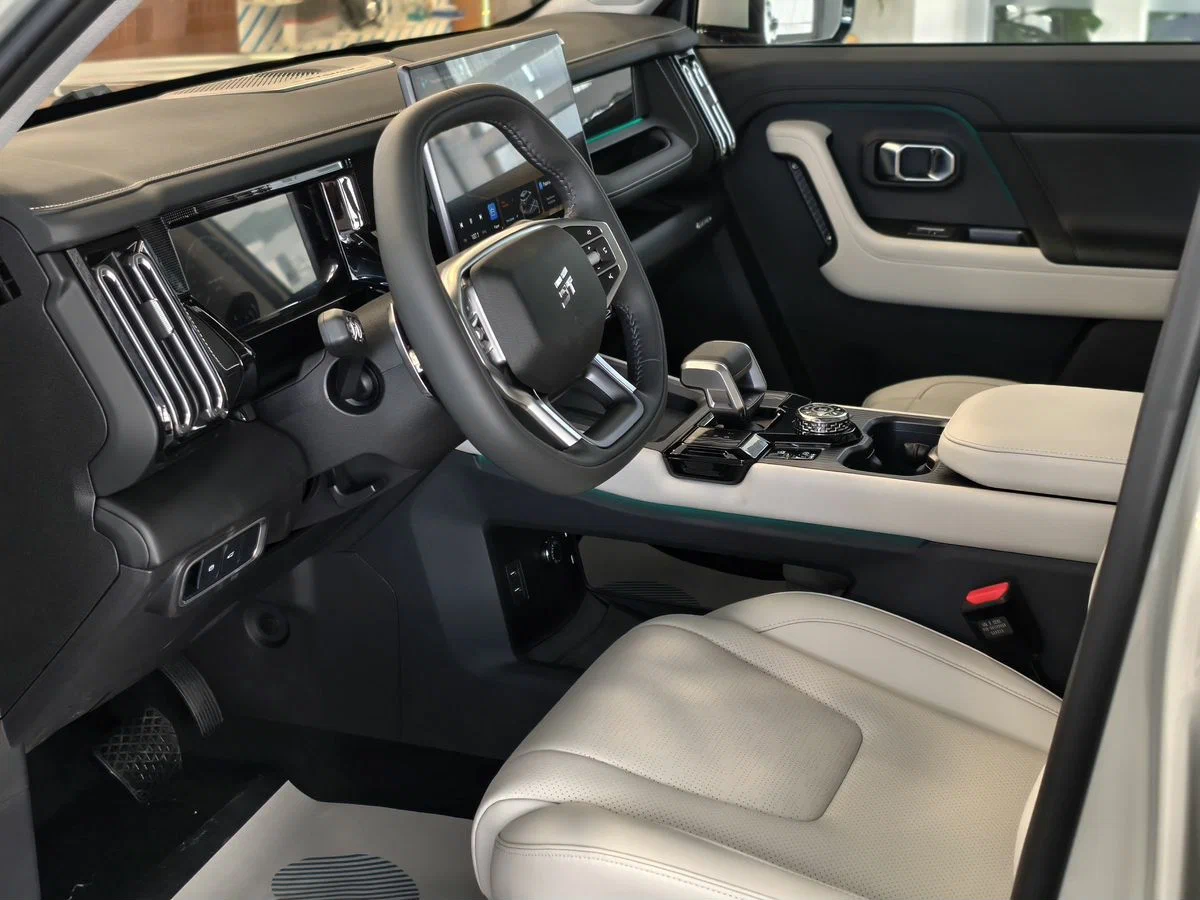 Интерьер салона <br>Jetour T1