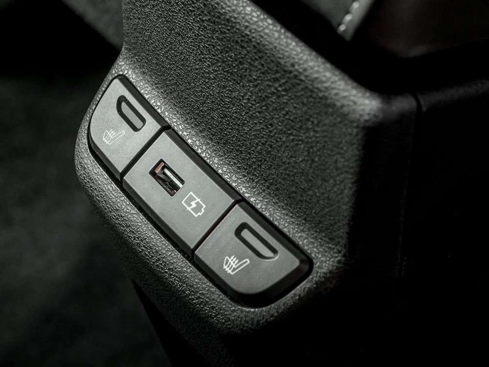 Интерьер салона <br>Lada Xray Cross