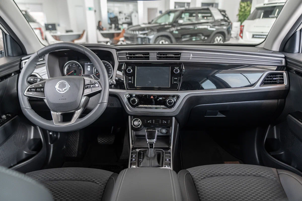 Интерьер салона <br>KGM KORANDO