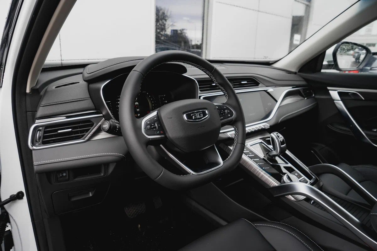 Интерьер салона <br>Belgee X70 NEW