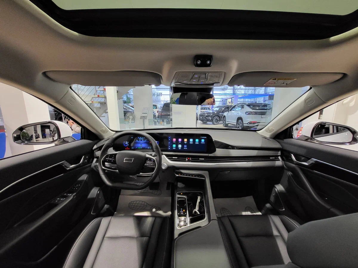 Интерьер салона <br>Faw Bestune B70  NEW